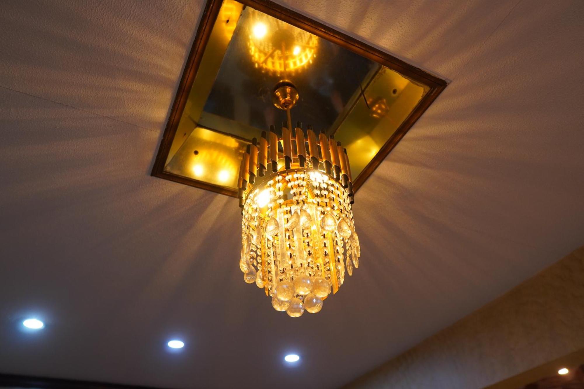 National Hotel Lahore Bagian luar foto